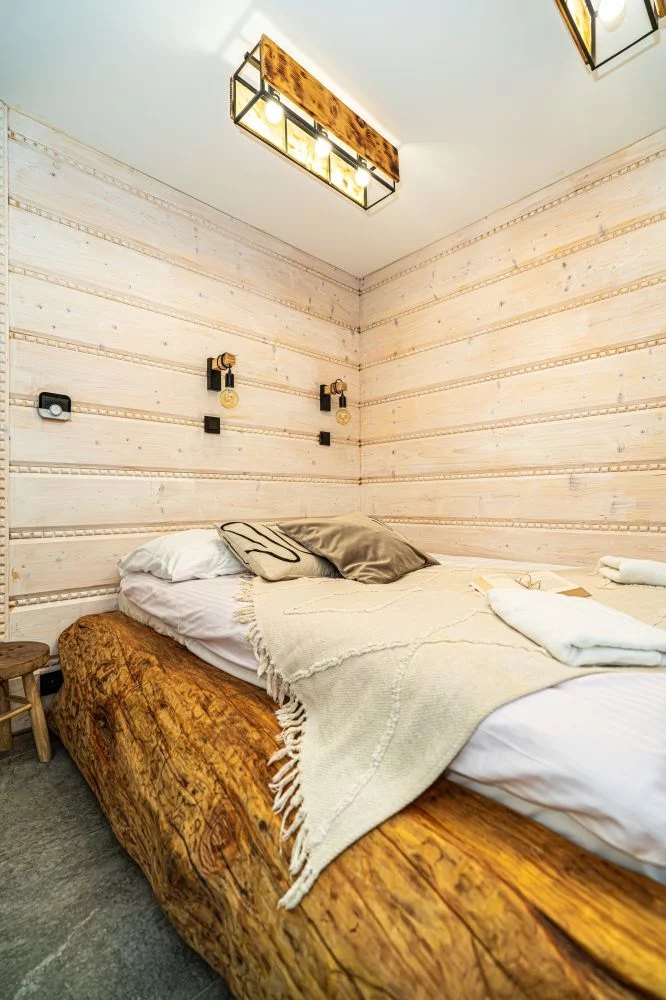 Schronisko Zmysłów Apartament Nr 1