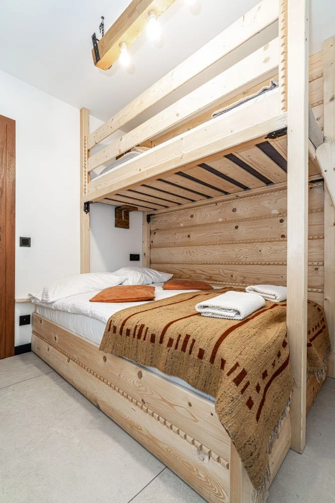 Schronisko Zmysłów Apartament Nr 2