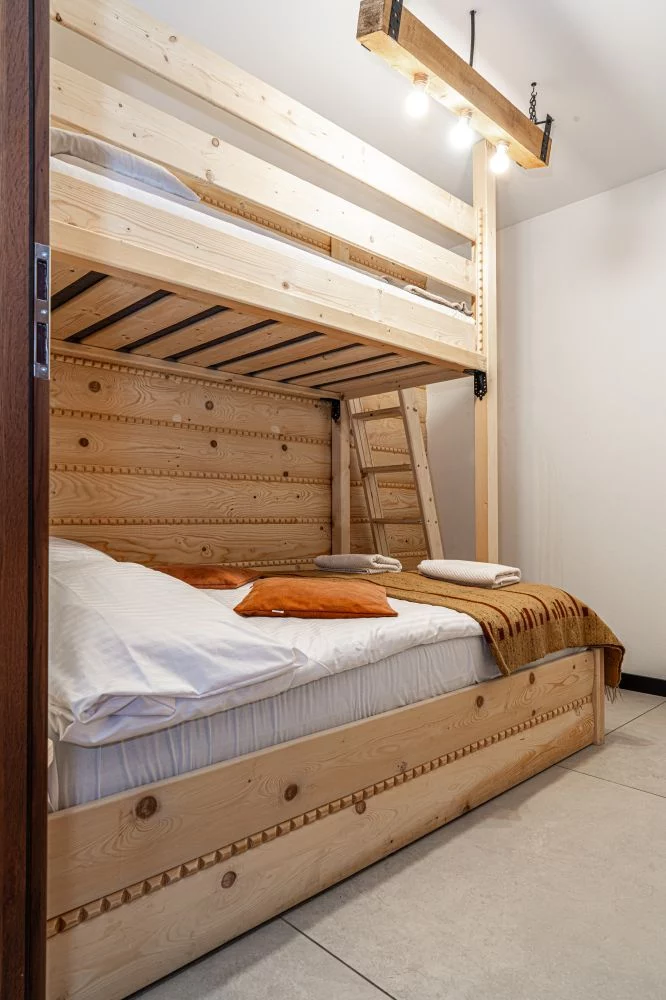 Schronisko Zmysłów Apartament Nr 2