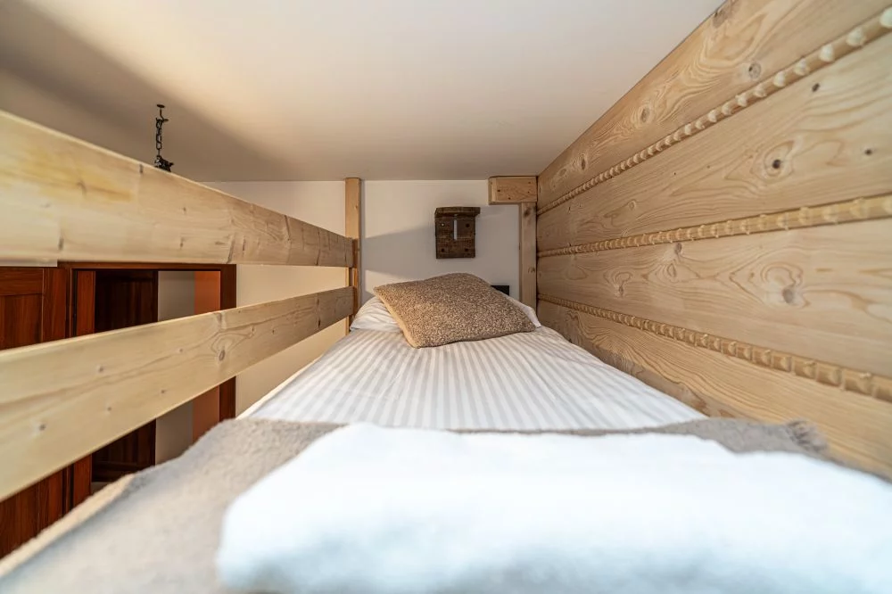 Schronisko Zmysłów Apartament Nr 2