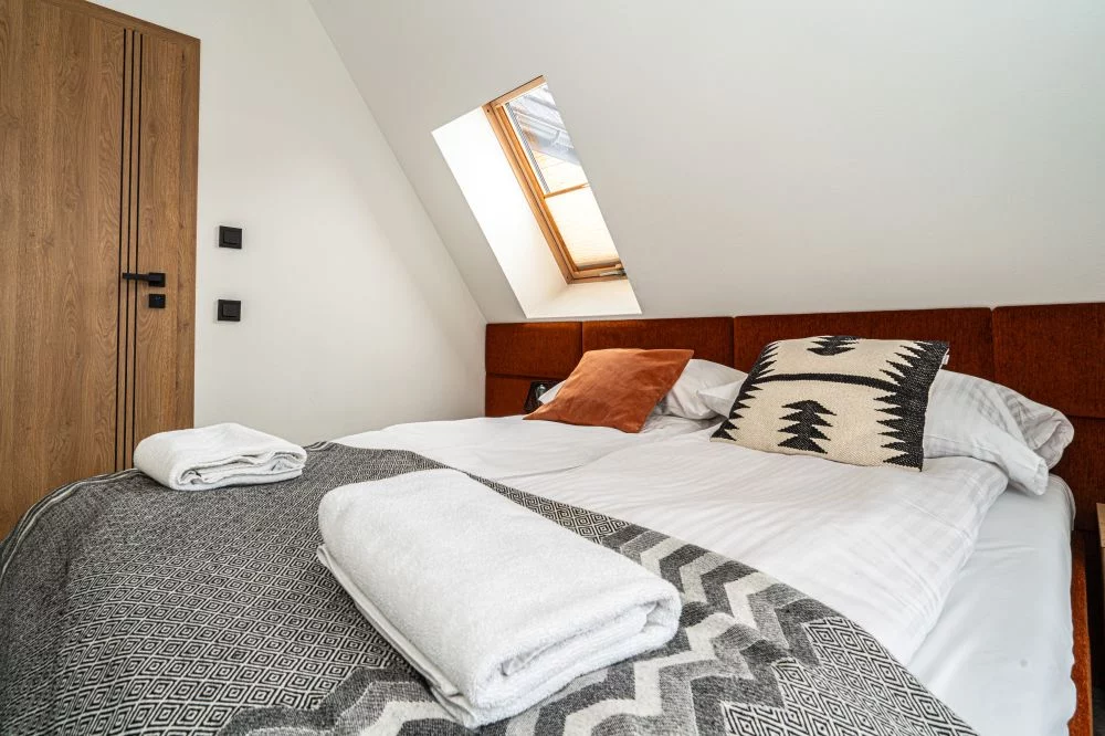 Schronisko Zmysłów Apartament Nr 6