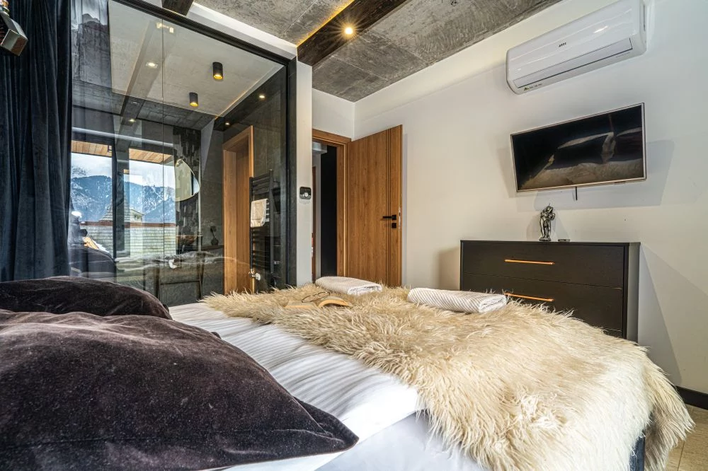 Schronisko Zmysłów Apartament Nr 6