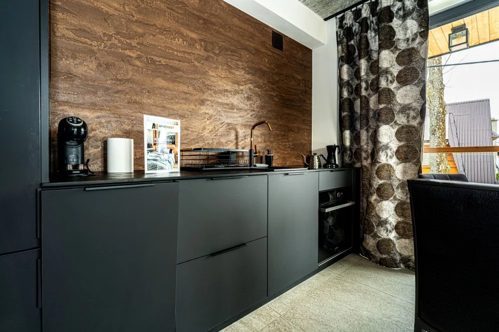 Schronisko Zmysłów Apartament Nr 6