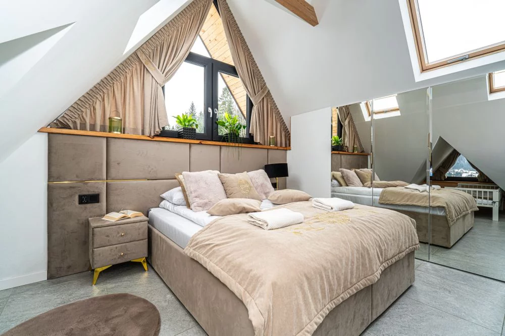 Schronisko Zmysłów Apartament Nr 7