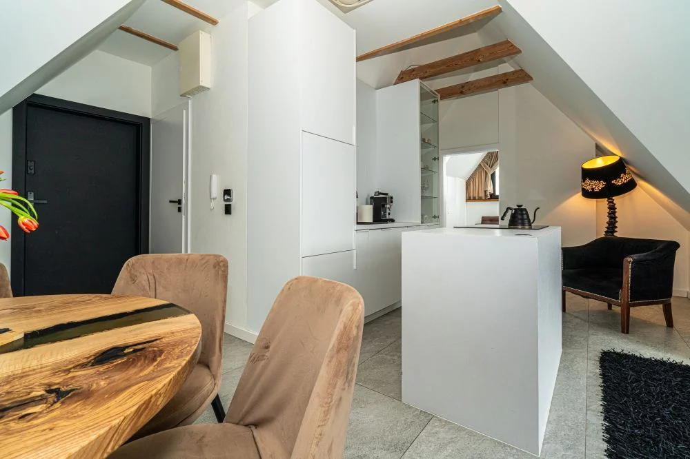 Schronisko Zmysłów Apartament Nr 7