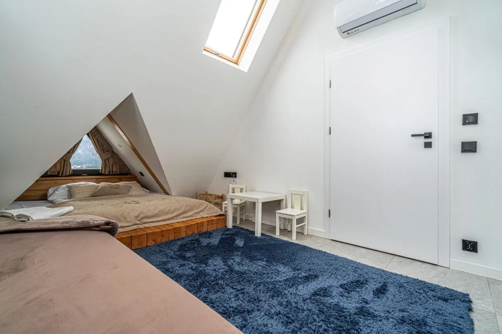 Schronisko Zmysłów Apartament Nr 7