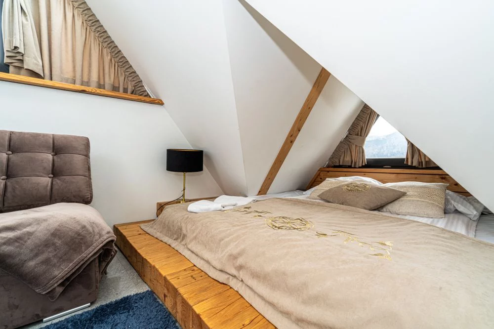 Schronisko Zmysłów Apartament Nr 7